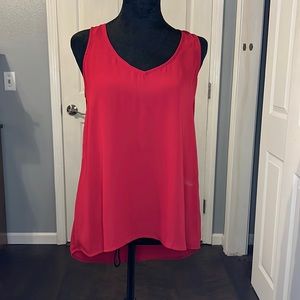 Medium. Brick red. Tank. GUC